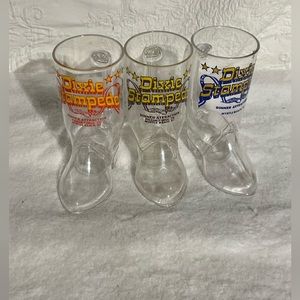 Set of 3 Dolly Parton's Dixie Stampede Souvenir Plastic Mugs